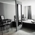 Downtown Minimal Studios